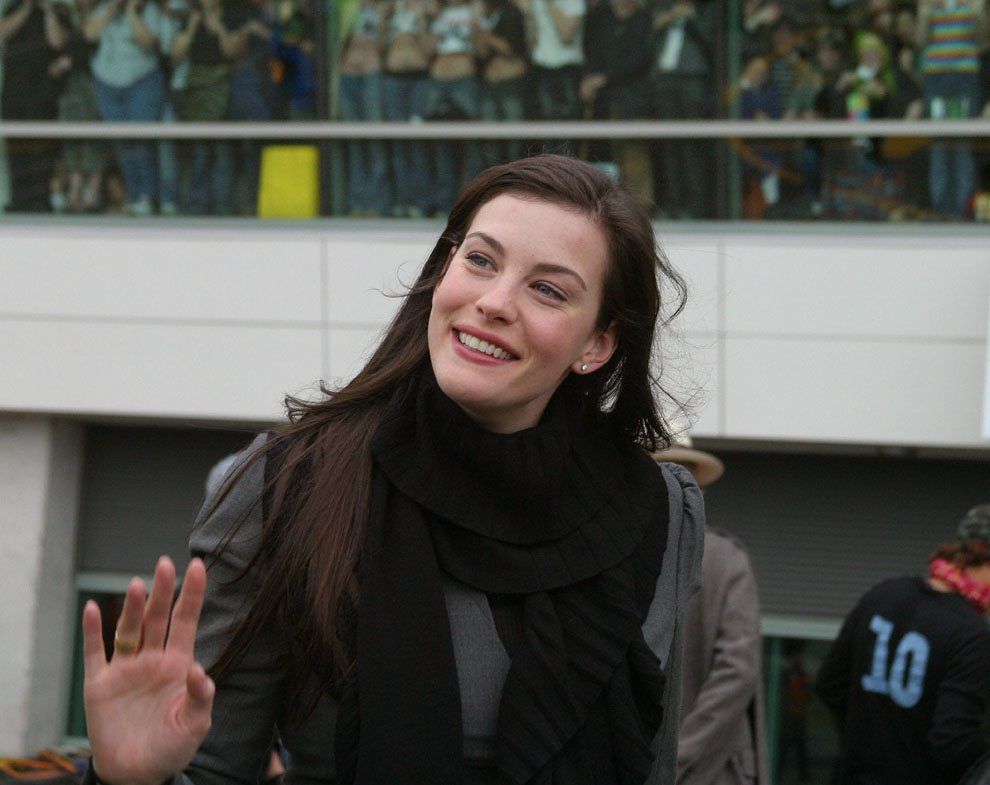Leaving New Zealand after The Return Of The King Premiere, December 2nd 2003