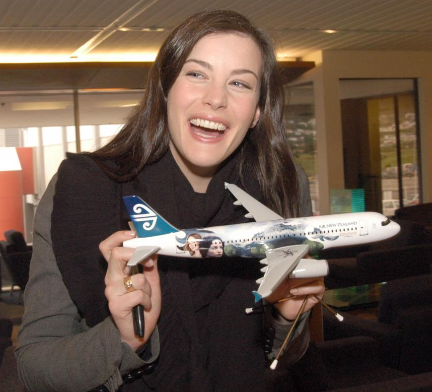 Leaving New Zealand after The Return Of The King Premiere, December 2nd 2003