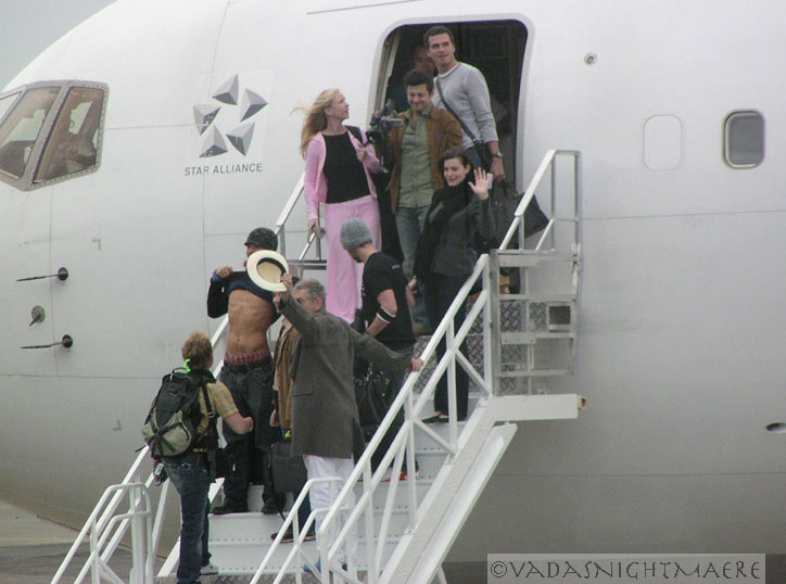 with LOTR cast - Leaving New Zealand after The Return Of The King Premiere, December 2nd 2003