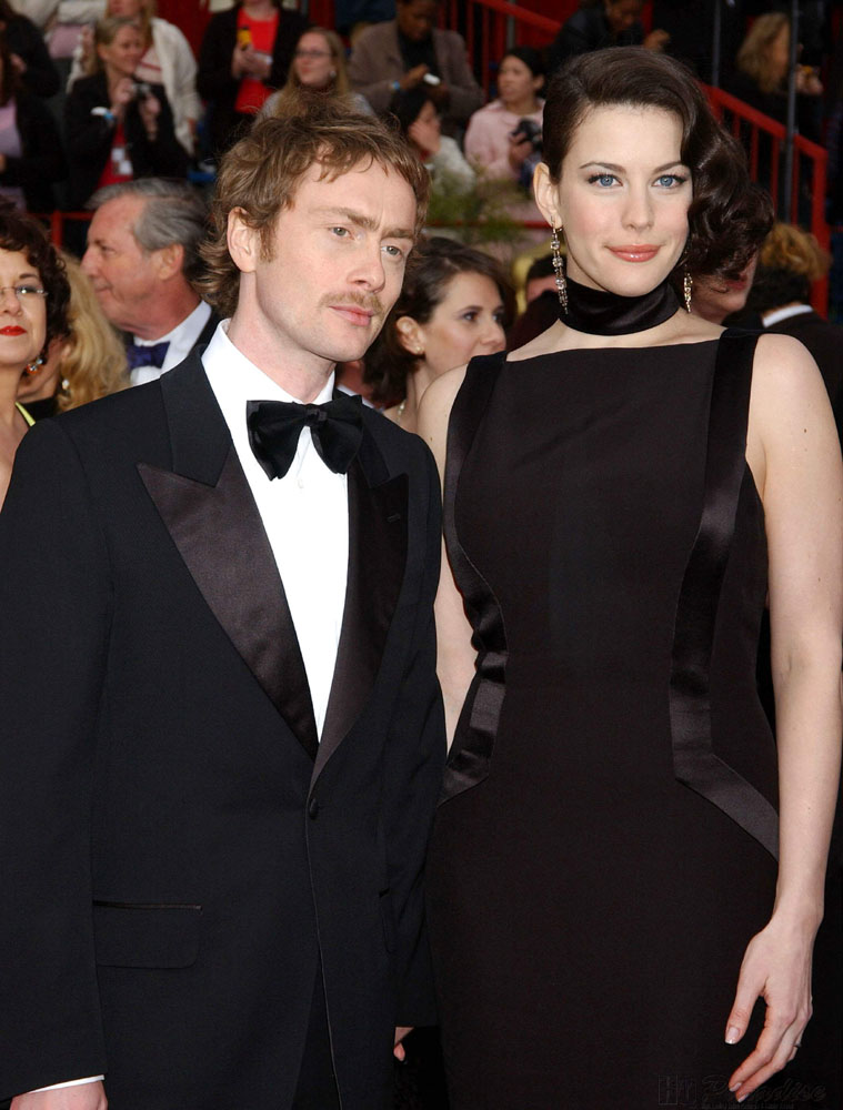 with husband Royston Langdon - at Oscars 2004