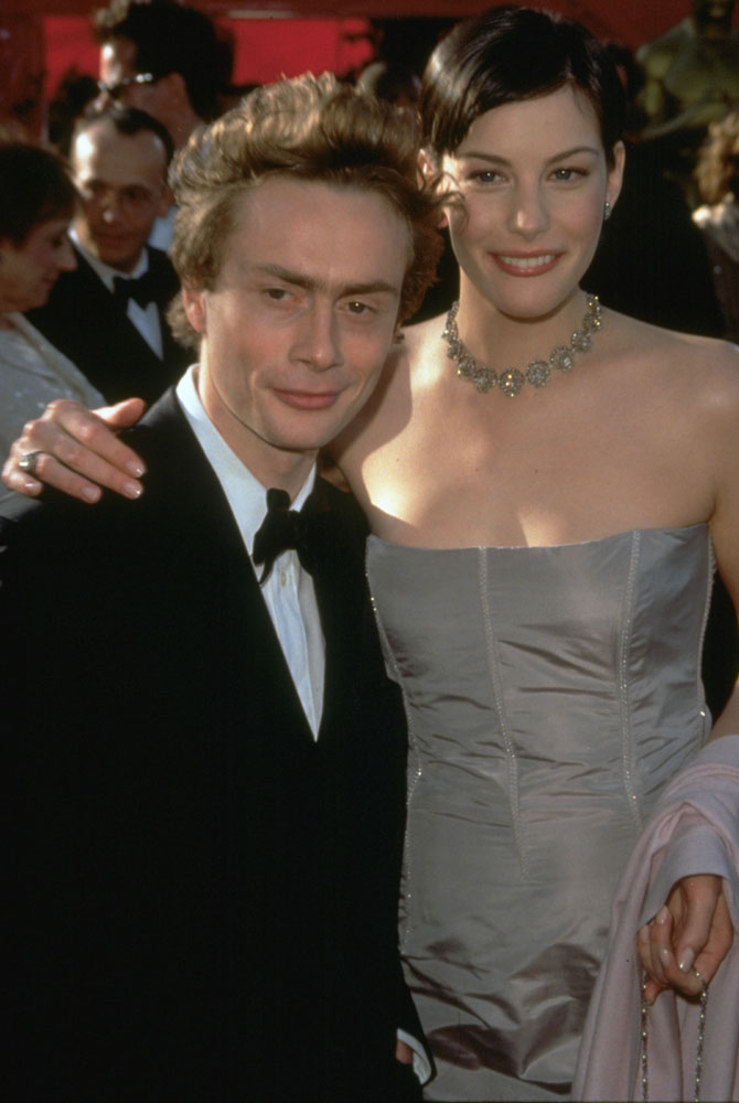 with boyfriend Royston Langdon - at Oscars 1999