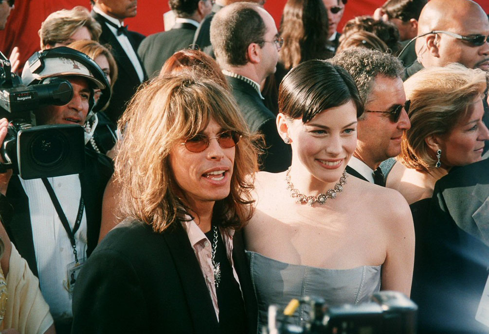 with dad Steven Tyler - at Oscars 1999