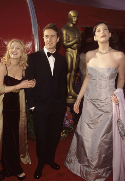 with Drew Barrymore and Edward Norton - at Oscars 1999