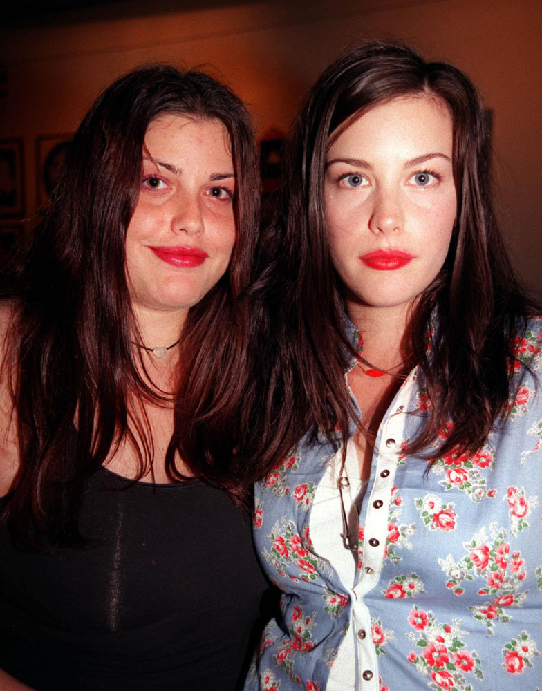 with sister - Mia Tyler