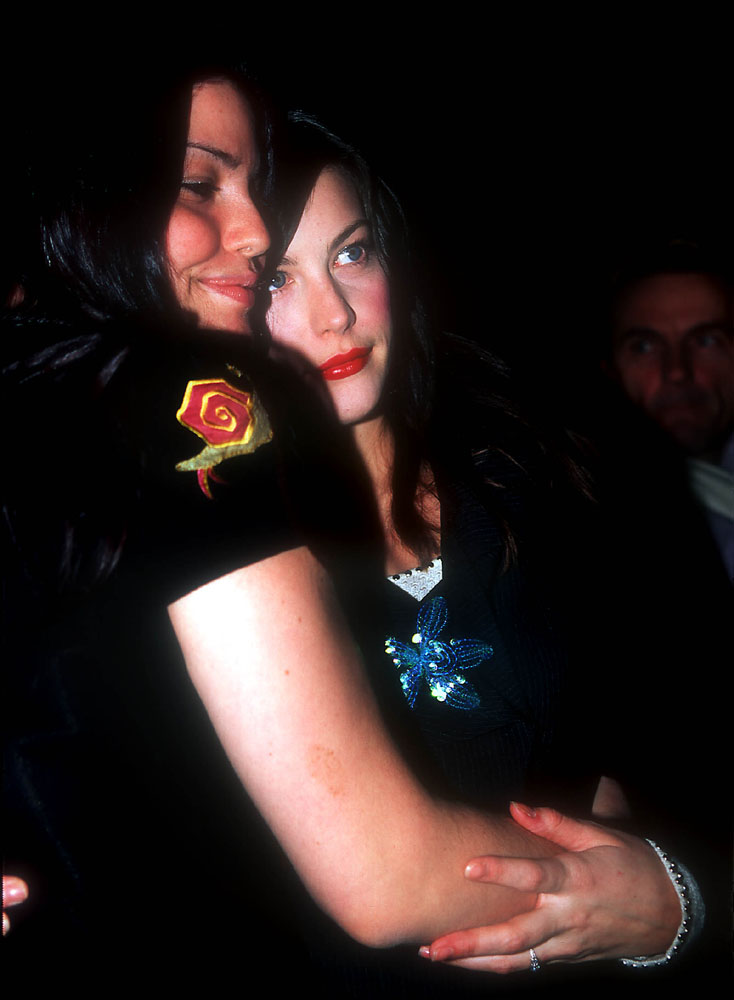 with sister - Mia Tyler
