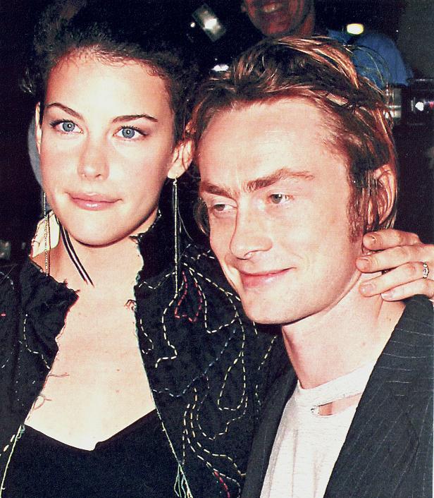 with fiance Royston Langdon, at Stella Mccartney's store opening, September 20th, 2002