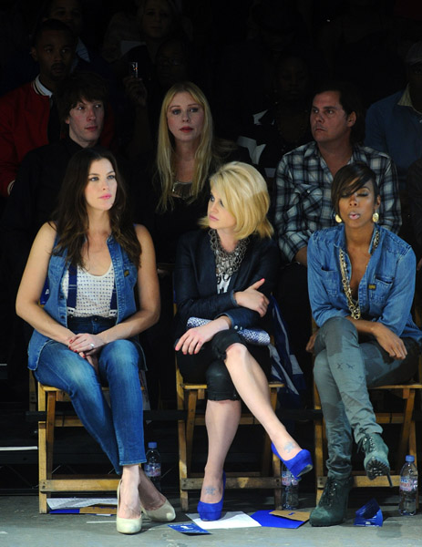 with Jim Wallerstein, mom Bebe Buell, Kelly Osborne and Kelly Rowland