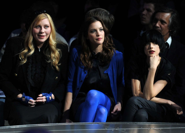 with mom Bebe Buell and Agyness Deyn