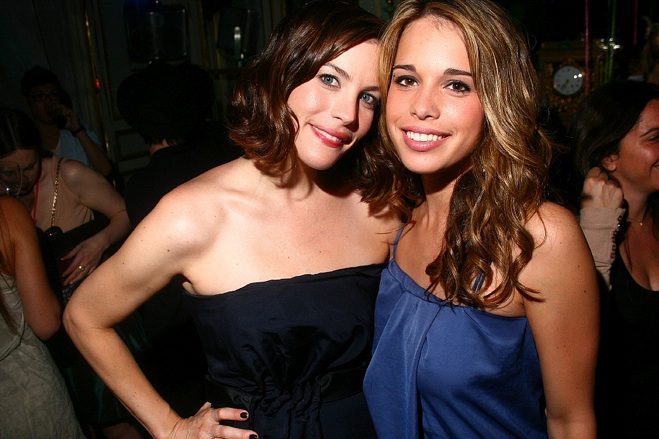 with sister - Chelsea Tyler