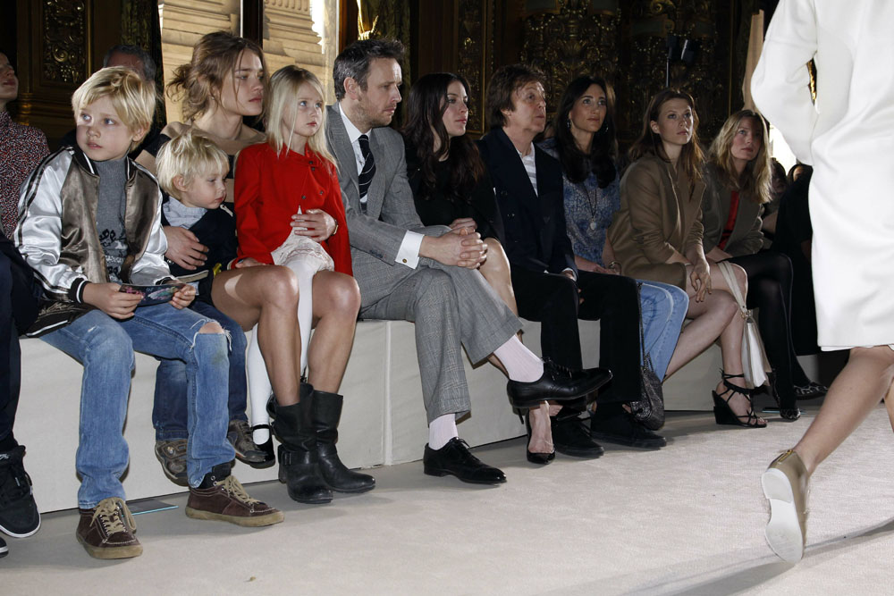 with Natalia Vodianova, Alasdhair Willis, Paul McCartney, Nancy Shevell, Elettra Rossellini and Lucie De La Falaise