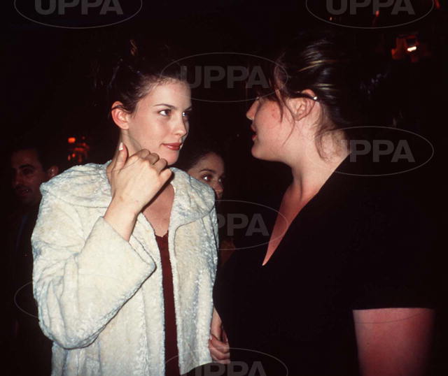 with sister - Mia Tyler