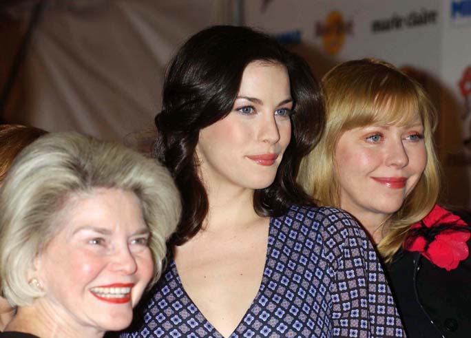 with grandmom Dorothea Johnson and mom Bebe Buell - at Jersey Girl Premiere, New York, March 9th 2004