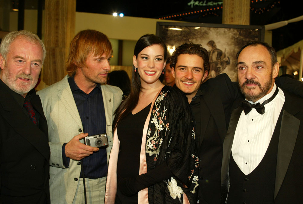 with Bernard Hill, Viggo Mortensen, Orlando Bloom and John Rhys-Davies, at The Two Towers LA's Premiere, December 15th 2002