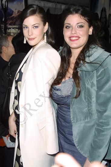 with sister Mia Tyler - at The Two Towers Premiere, New York, December 5th 2002
