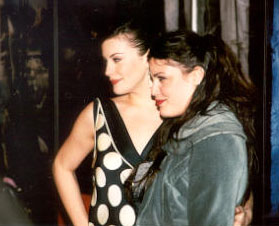 with sister Mia Tyler - at The Two Towers Premiere, New York, December 5th 2002