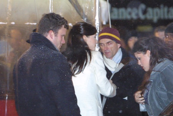 with sister Mia Tyler - at The Two Towers Premiere, New York, December 5th 2002
