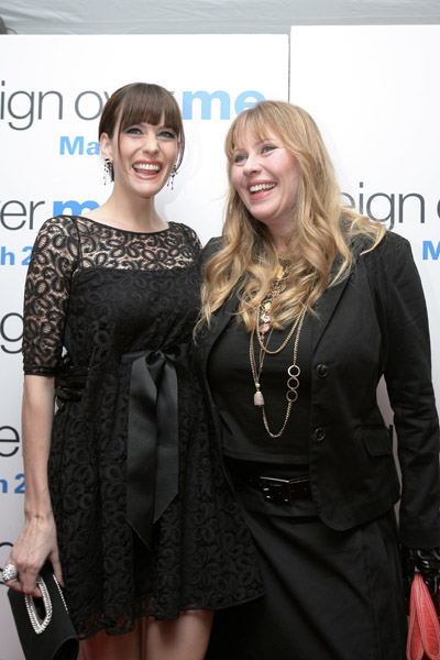 with mom - Bebe Buell