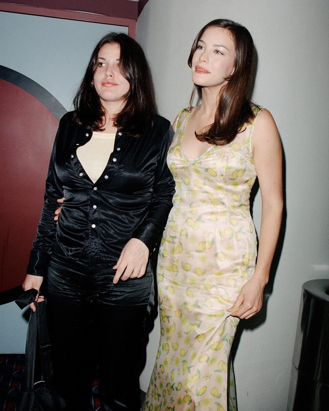 with sister - Mia Tyler