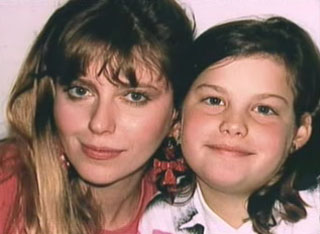 with mom - Bebe Buell