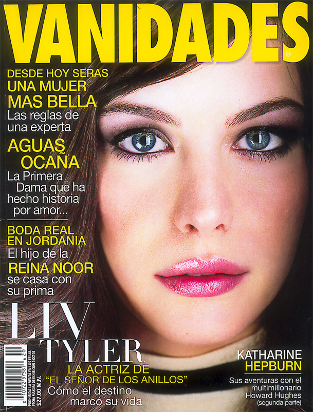 'Vanidades' Cover - Photograph by Michael Thompson