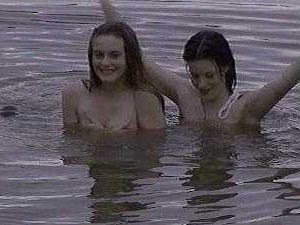 'Crazy' Video clip (the uncut version) - with Alicia Silverstone, 1994